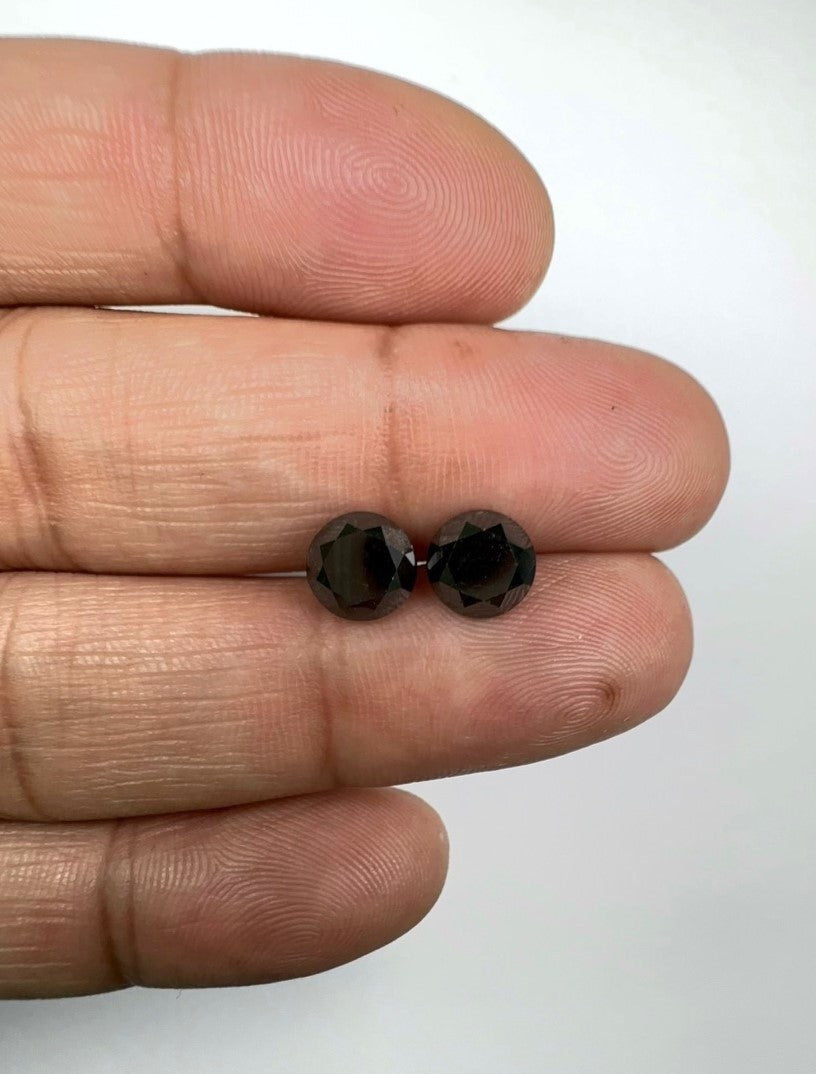 Pairs Of Round Black Diamond Full Cuts - 01418-01419