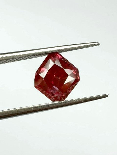 Radiant Cut Pink Diamond Full Cut - 1.00cts - 02602