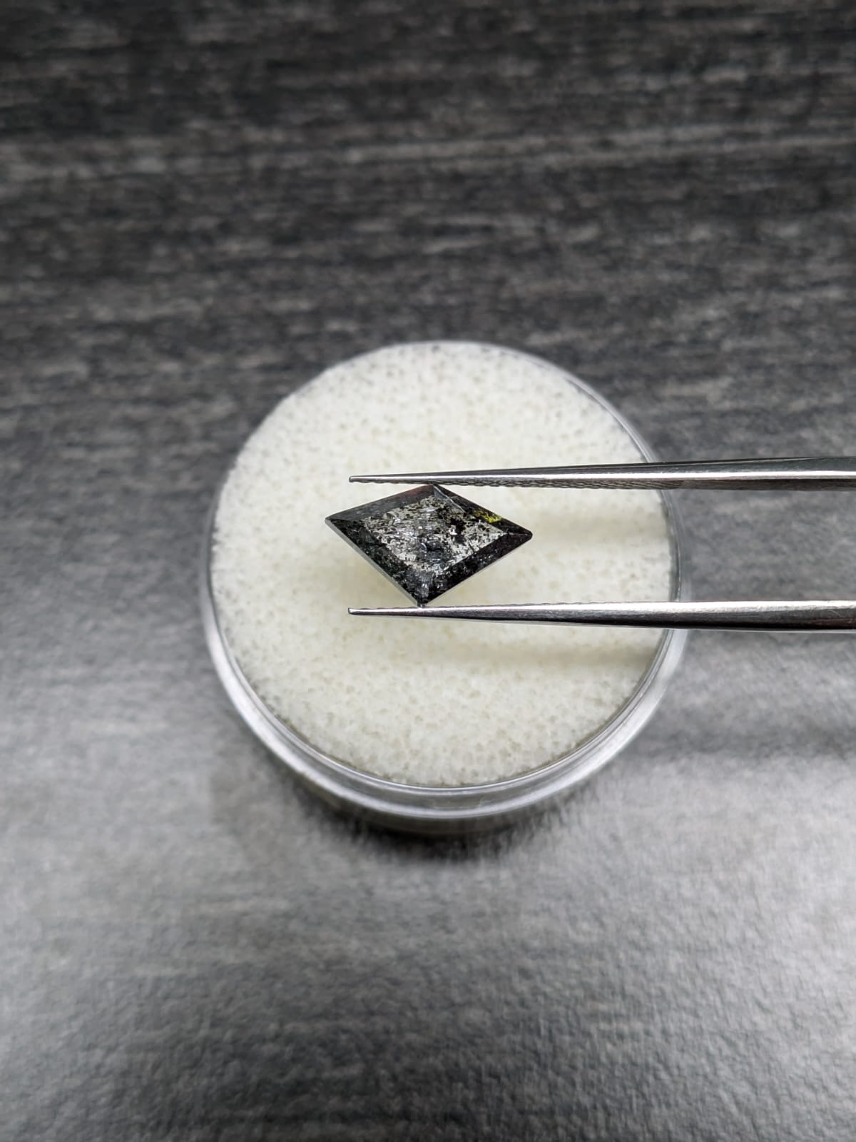 Kite Shape Salt+Pepper Diamond Full Cut - 1.43cts - 06874
