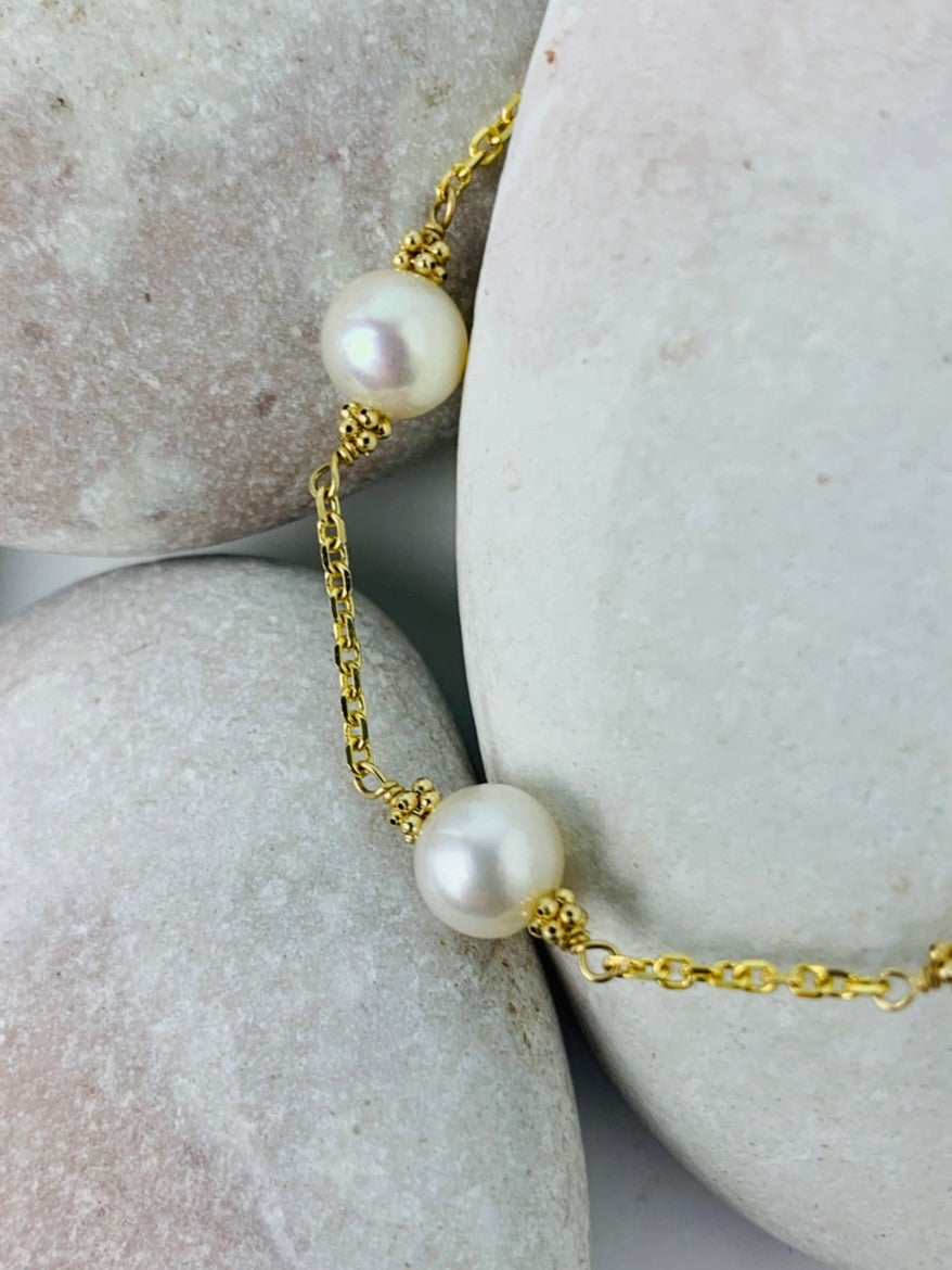 White Pearl Station Bracelet in 14KY - BRC-001-TNCPRL14Y-WH-7.25
