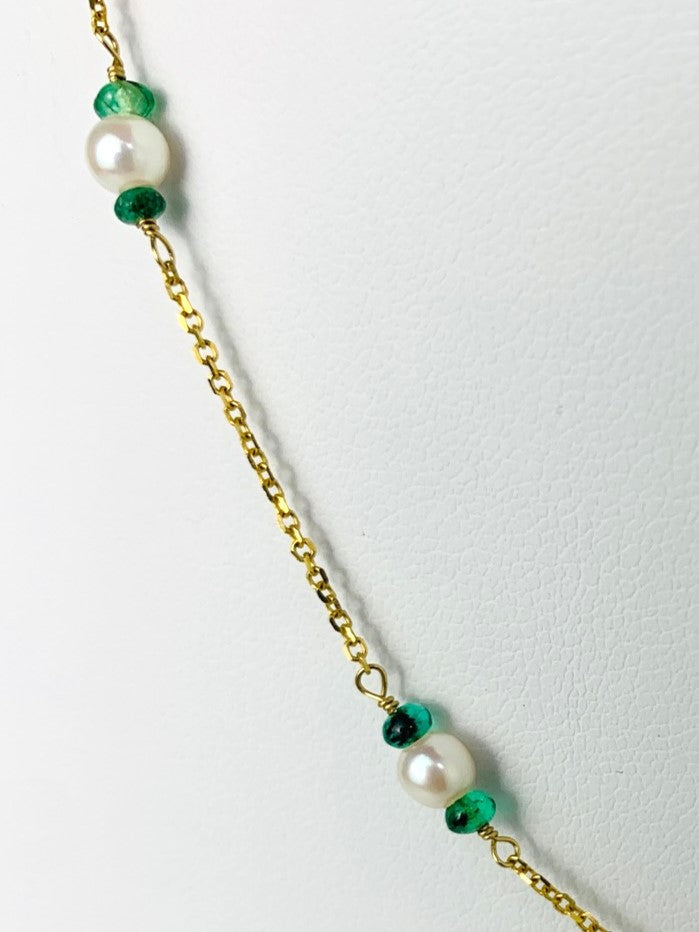17"-18" Emerald and Pearl Station Necklace in 14KY - NCK-098-TNCPRLGM14Y-WHEM-18