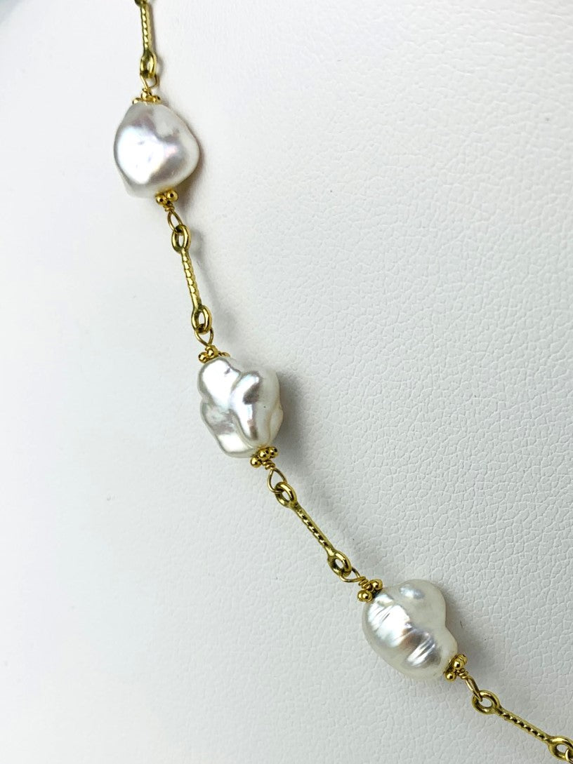 15.5" White Keshi Pearl Station Necklace On Fun Chain in 14KY - NCK-630-TNCPRL14Y-WH-15.6