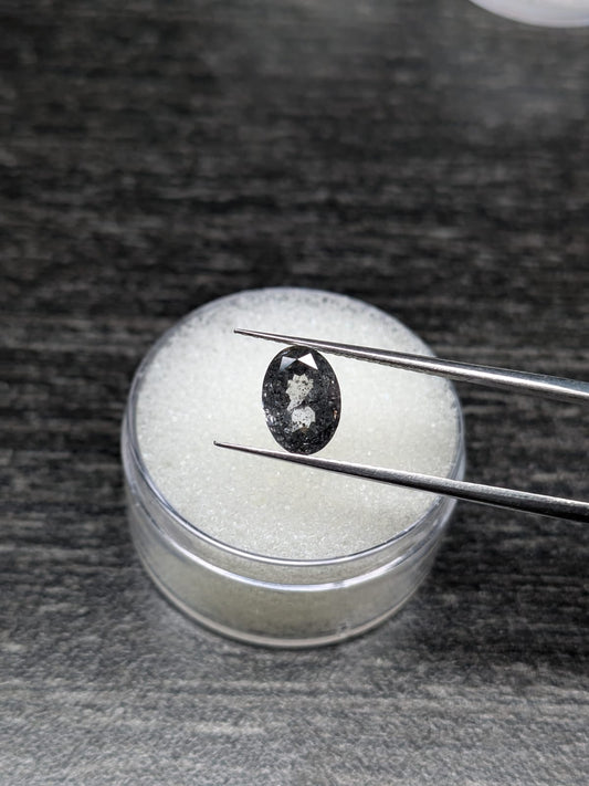 Oval Salt+Pepper Diamond Full Cut - 1.75cts - 08711