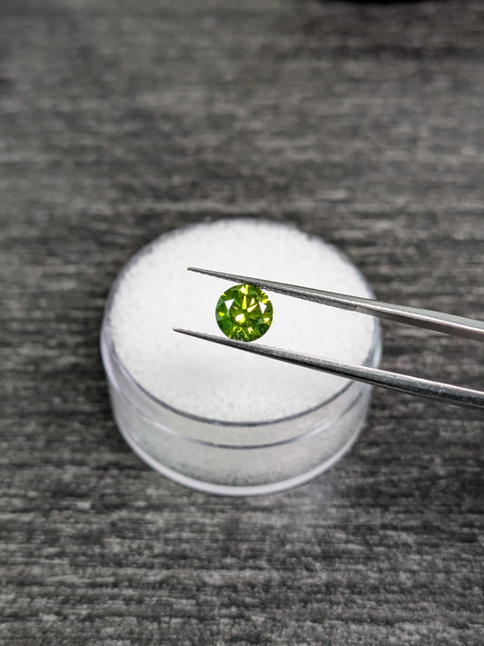Round Green Diamond Full Cut - .96cts - 08428