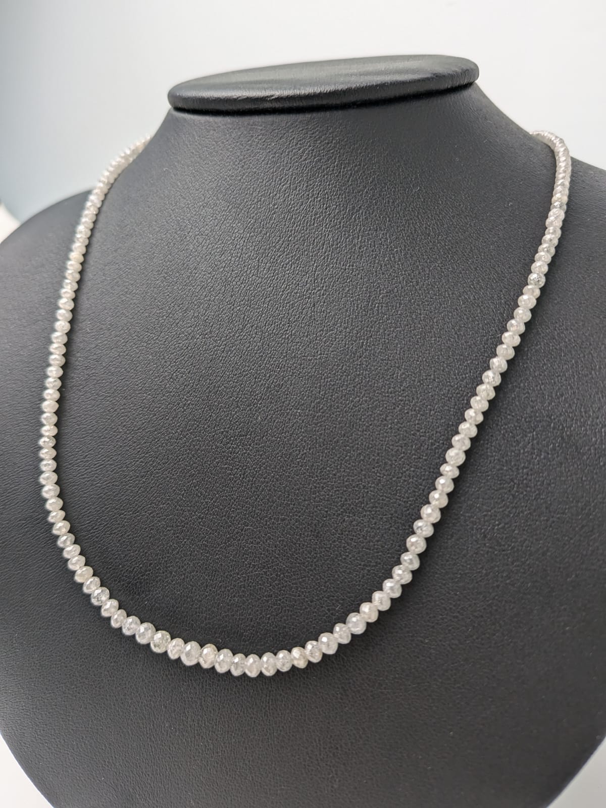 2.5-4.0mm Grey Diamond Round Bead Non-Knotted Necklace in 14KW(34ct-39ct Tot. Dia. Wt.)