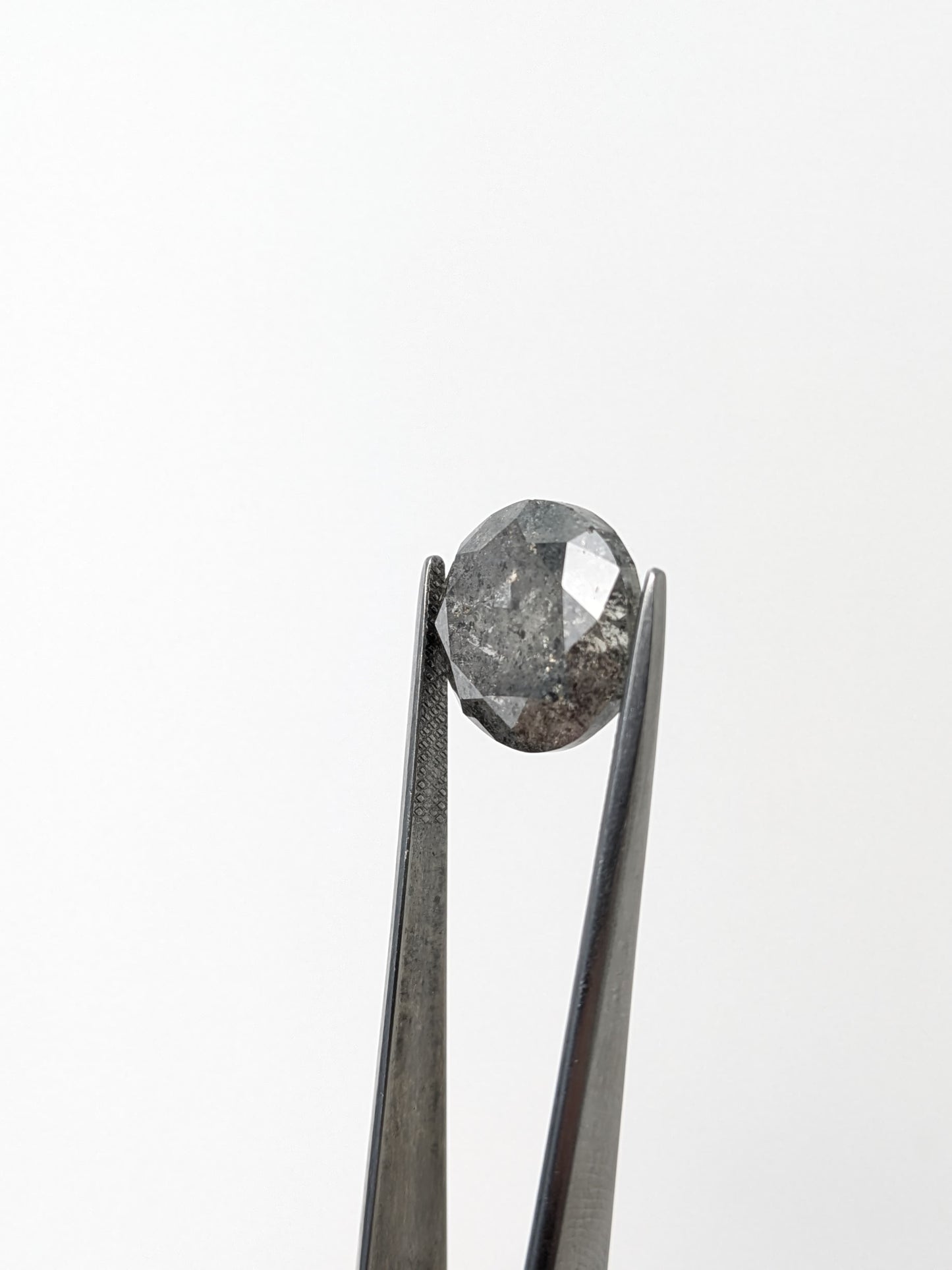 Round Salt and Pepper Diamond Full Cut - 11.42cts - 00647