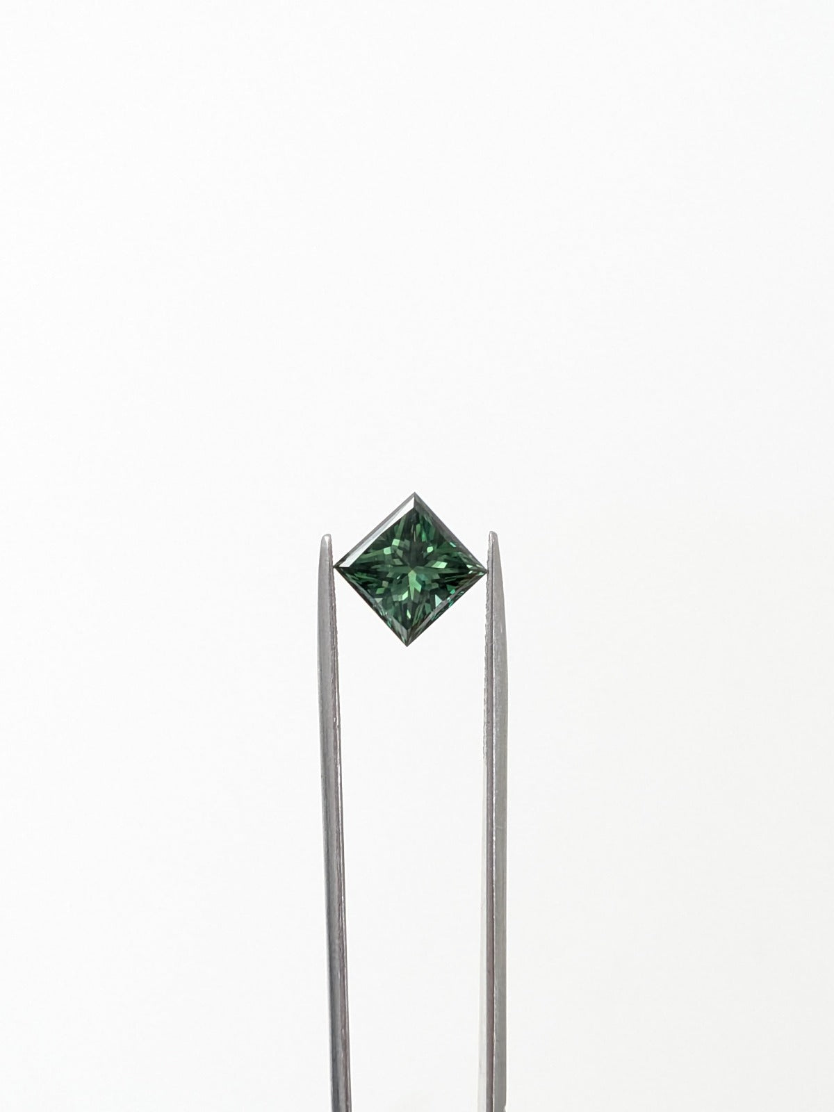 Pair of Princess Cut Green Diamonds Full Cut - 4.83cts - 06990