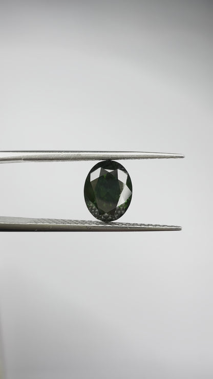 Oval Green Diamond Full Cut - 1.01cts - 04443