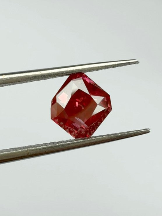 Radiant Cut Pink Diamond Full Cut - 1.00cts - 02602