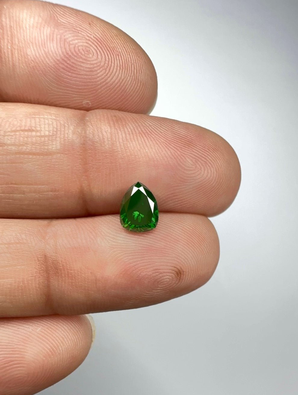 Pear Green Diamond Full Cut - 1.11cts - 07300