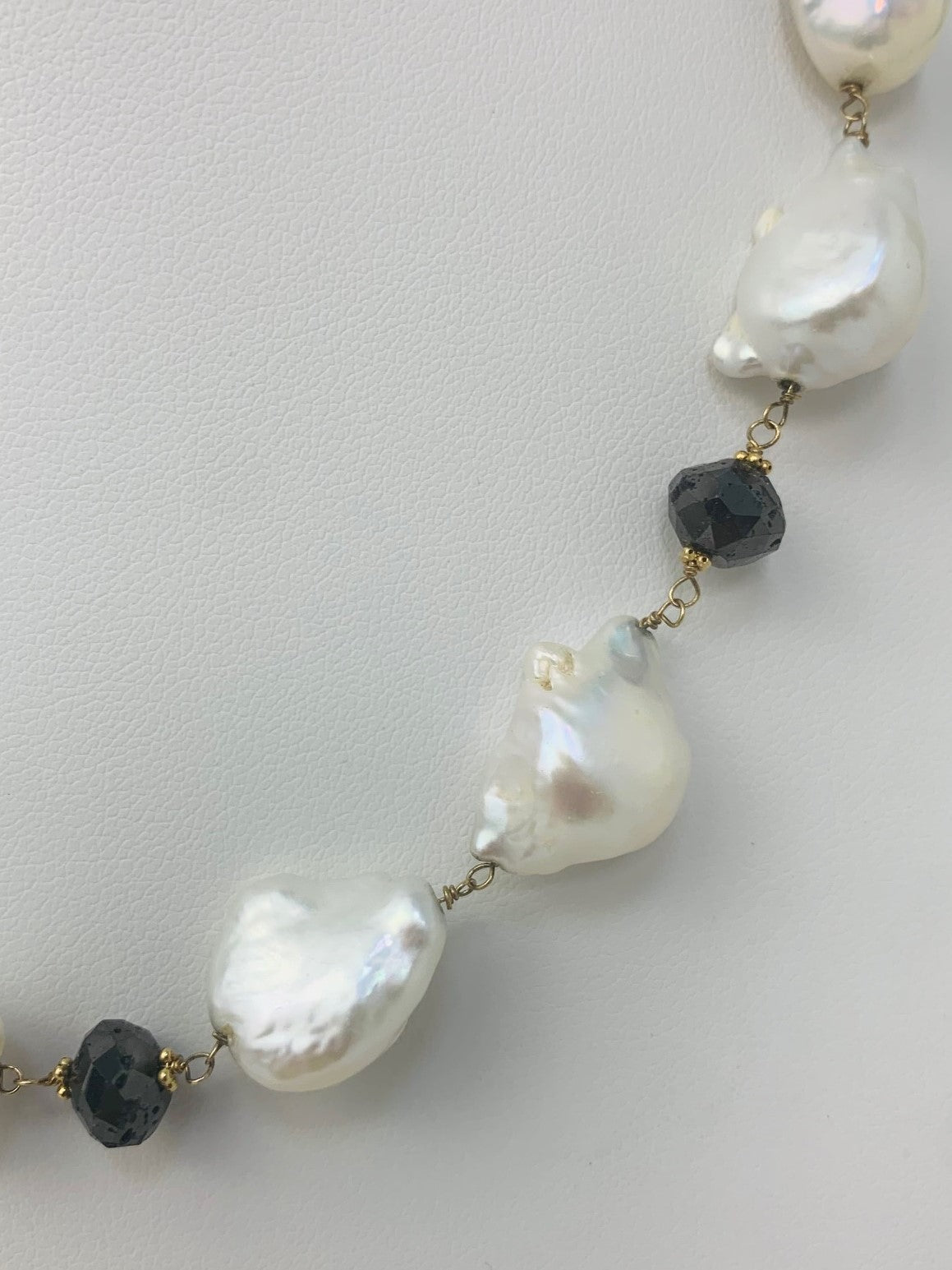 17.5" Freshwater Pearl Rosary Necklace 14KY - NCK-140-ROSPRLDIA14Y-WHBLK-17.5-00725 28ctw