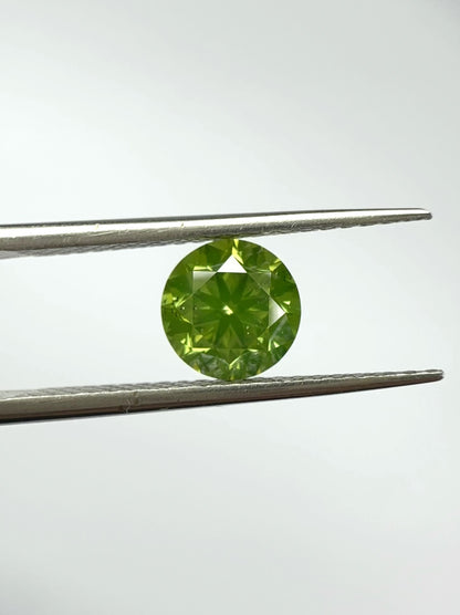 Round Green Diamond Full Cut - 0.93cts - 06580