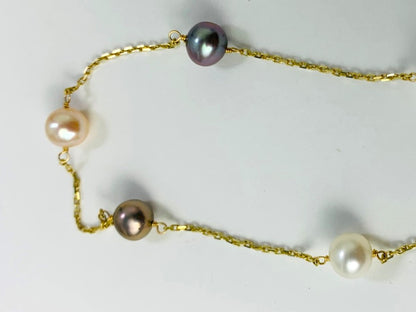 White, Pink and Dyed Peacock Pearl Bracelet in 14KY - BRC-007-TNCPRL-14Y-MLTI-7