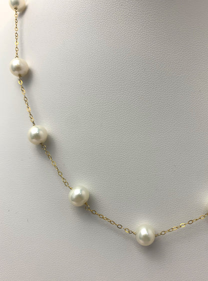 18" White Pearl Station Necklace in 14KY - NCK-040-TNCPR14Y-WH