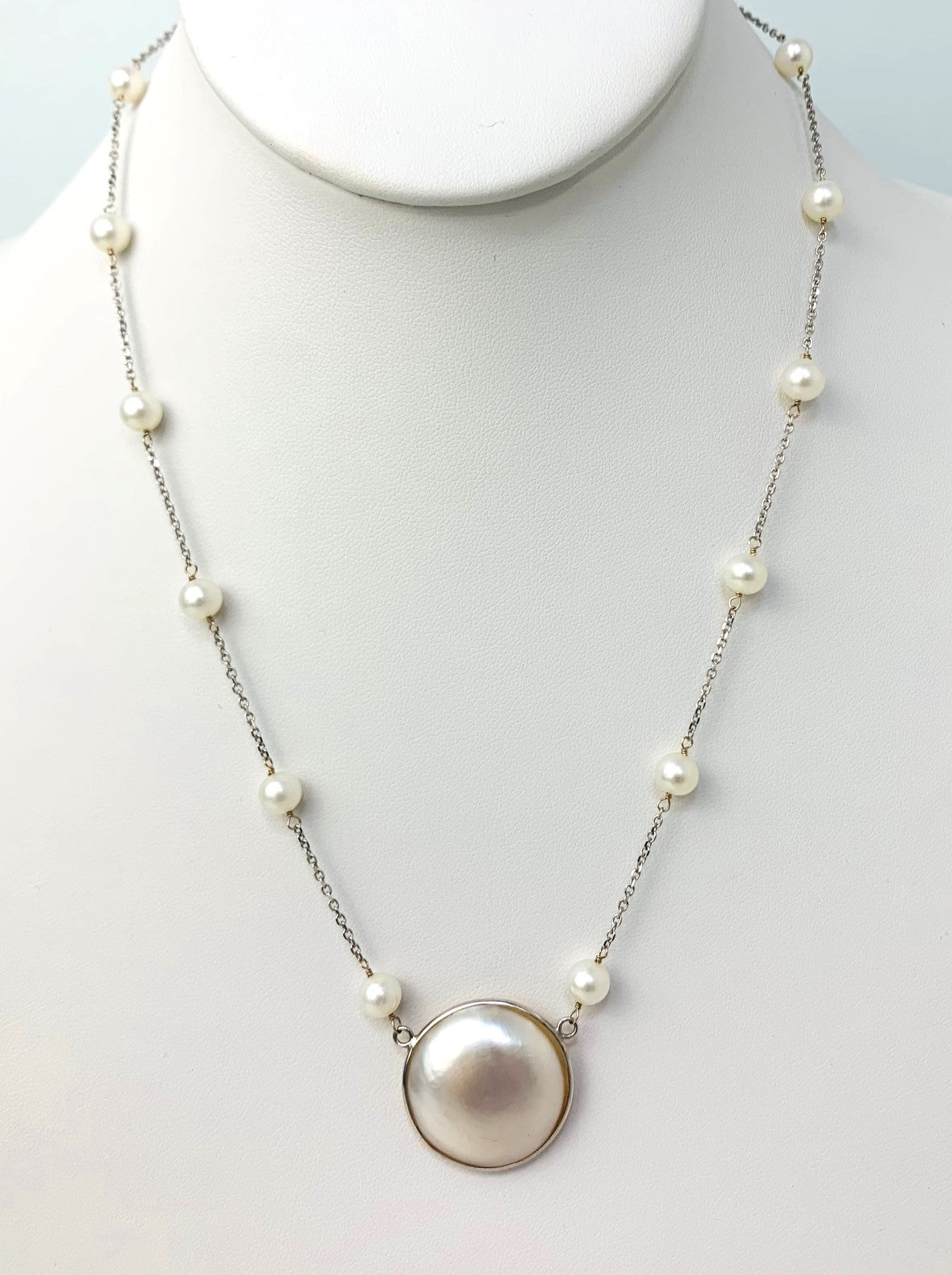 18" Pearl Station Necklace With Mabe Pearl Center in 14KW - NCK-210-TNCPRL14KW-WH-18