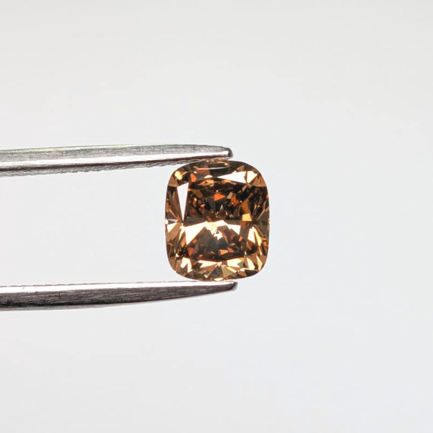 Cushion Cut Brown Diamond Full Cut - 1.55cts - 06114