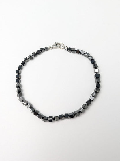 7.25"-7.5" Black Diamond Cube Knotted Strand Bracelet in 14KW 3.3mm -5mm bead size