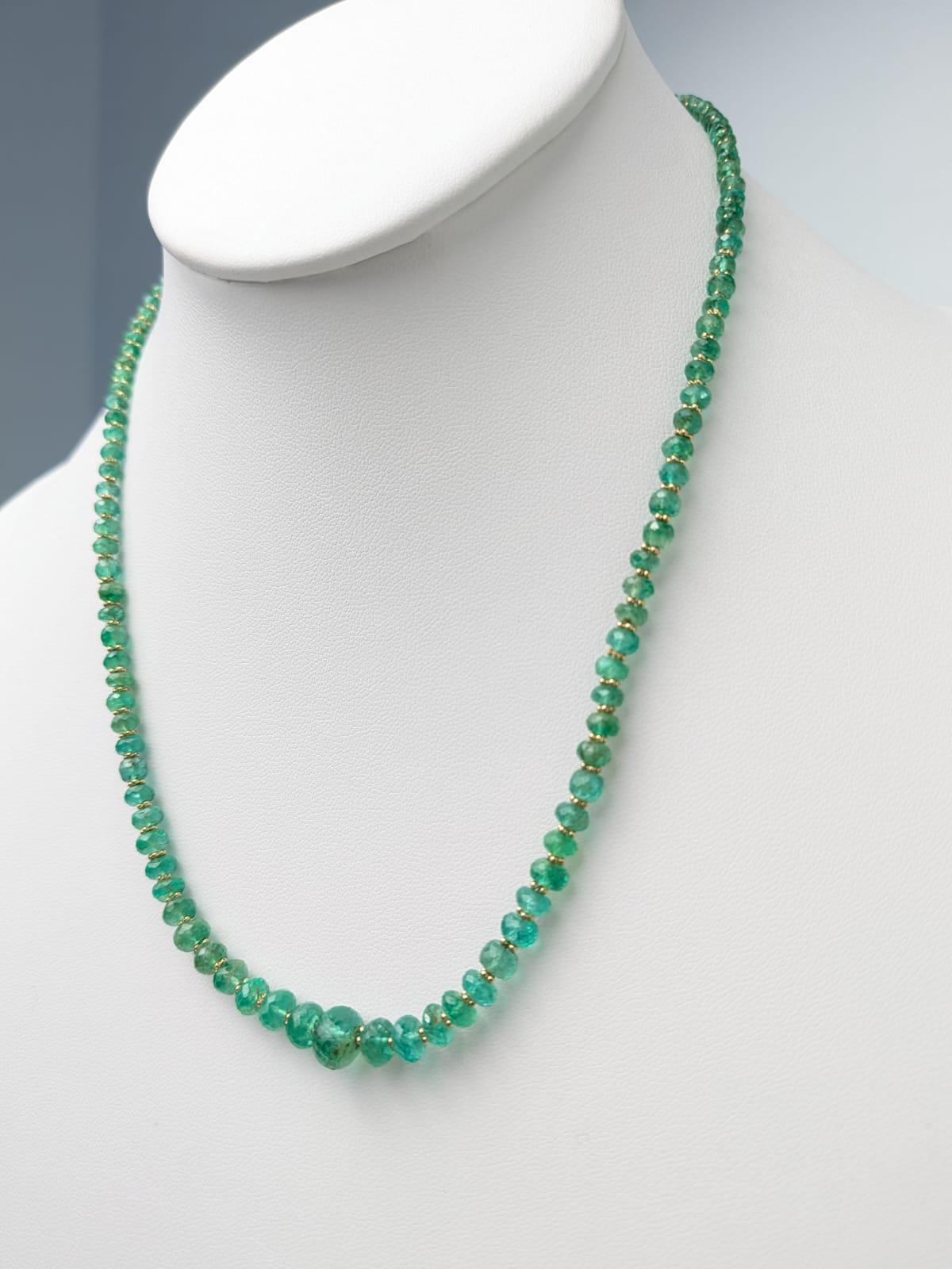 18" Faceted Emerald Bead Strand Necklace with Gold Rondelle Accents in 14KY - NCK-754