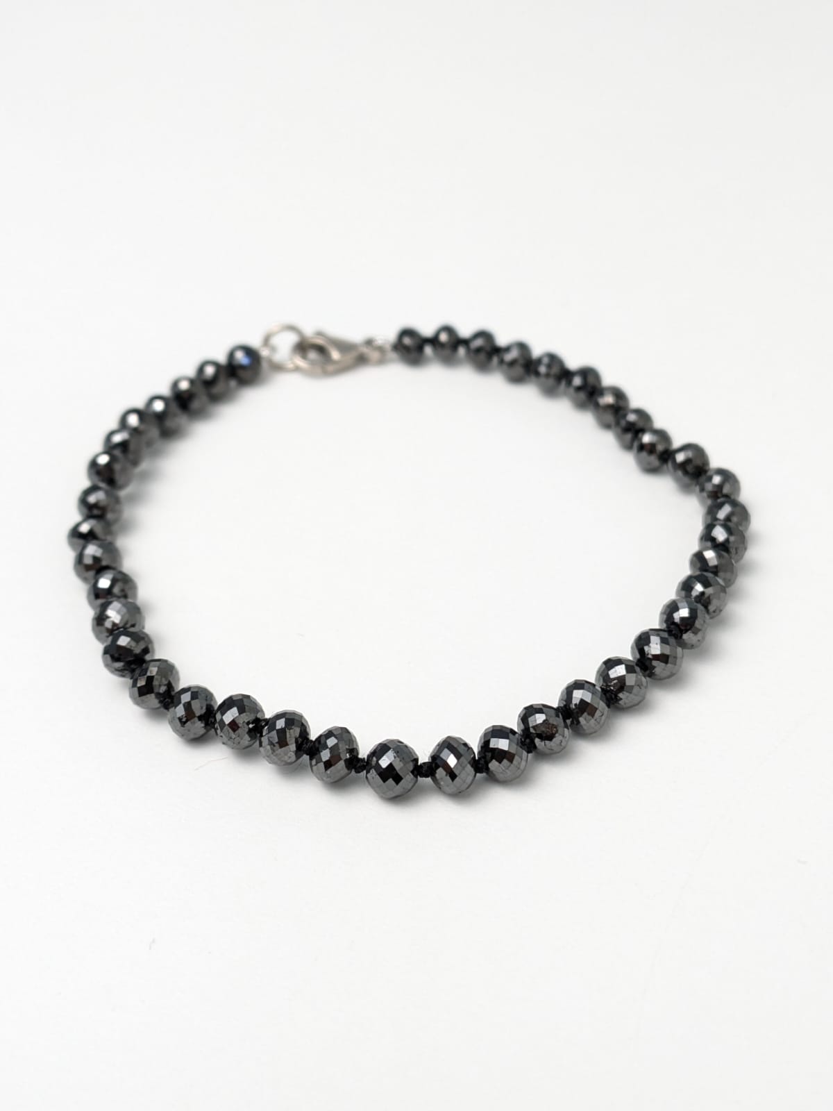 3.8-4.5mm Black Diamond Round Bead Knotted Bracelet (19.45cts-28.22cts Tot. Dia. Wt.)