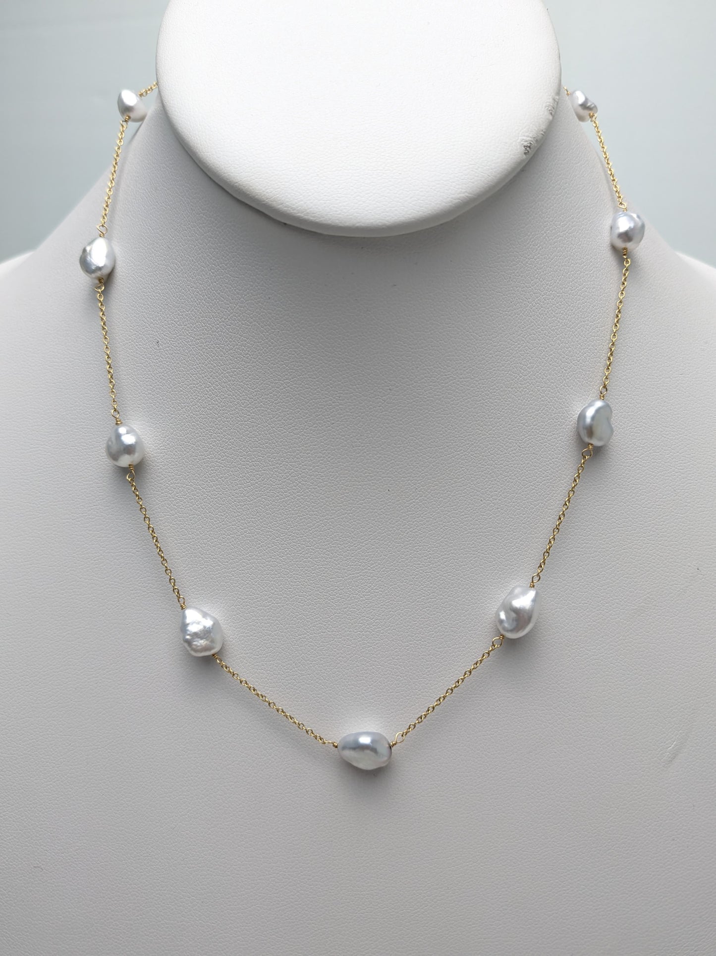 17" Keshi Pearl Station Necklace in 14KY - NCK-762