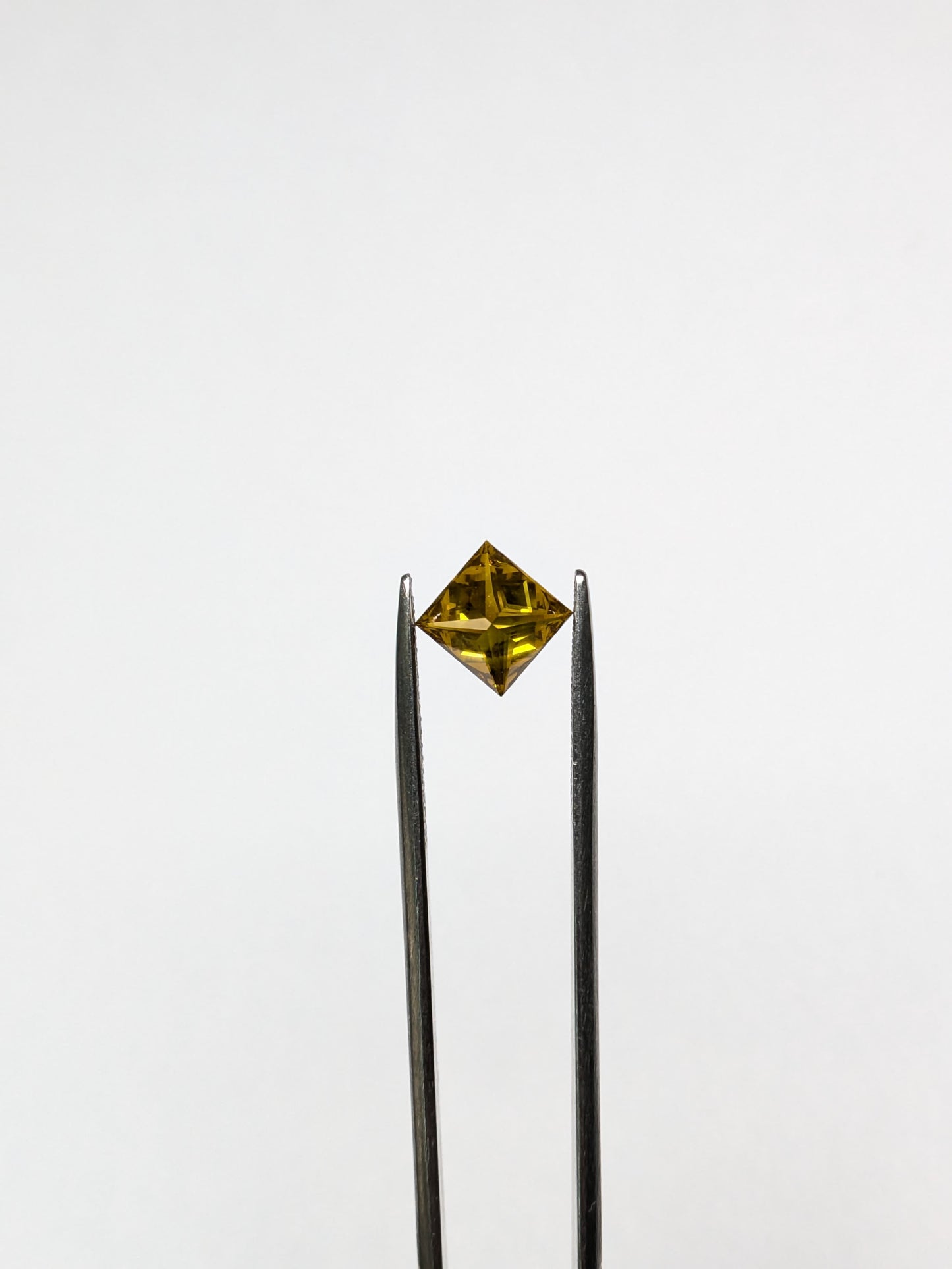CLOSEOUT - Princess Cut Yellow Diamond Full Cut - 1.41cts - 08395