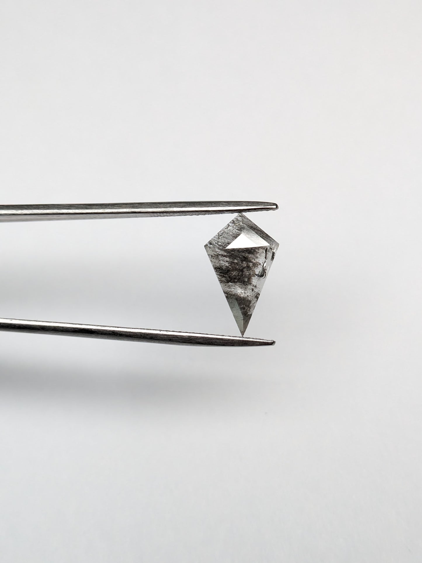 Kite Shape Salt+Pepper Diamond Rose Cut - 1.50cts - 08205