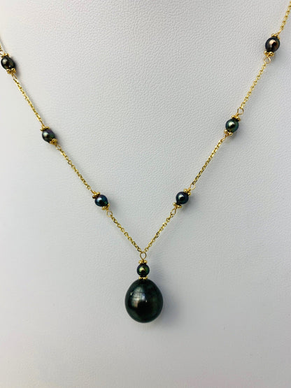 16"-17" Peacock Pearl Station Necklace with Drop Center in 14KY - NCK-189-TNCPRL14Y-BLK-17